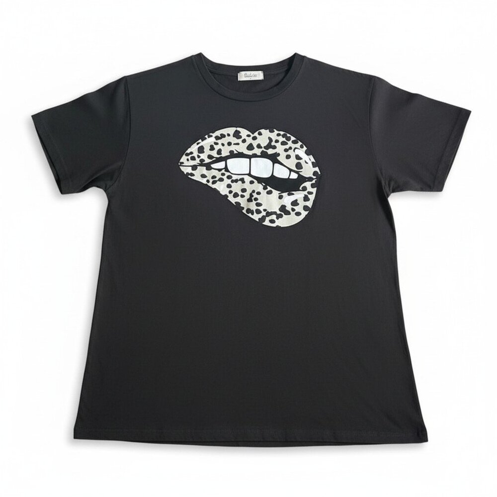 Altar’d State Women’s Cheetah Print Lips Short Sleeve Graphic T-Shirt Size M NWT
